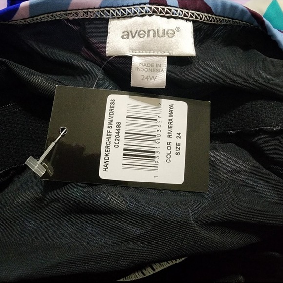 Avenue Tropical print Sharkbite Print Swim Dress - matisse new!! Plus size 22 24 - Picture 9 of 9